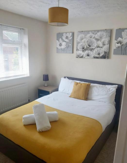 Ashford Holiday Home Smithy Drive Sleeps 5 Free Wifi And Vehicle Parking Kingsnorth Zewnętrze zdjęcie